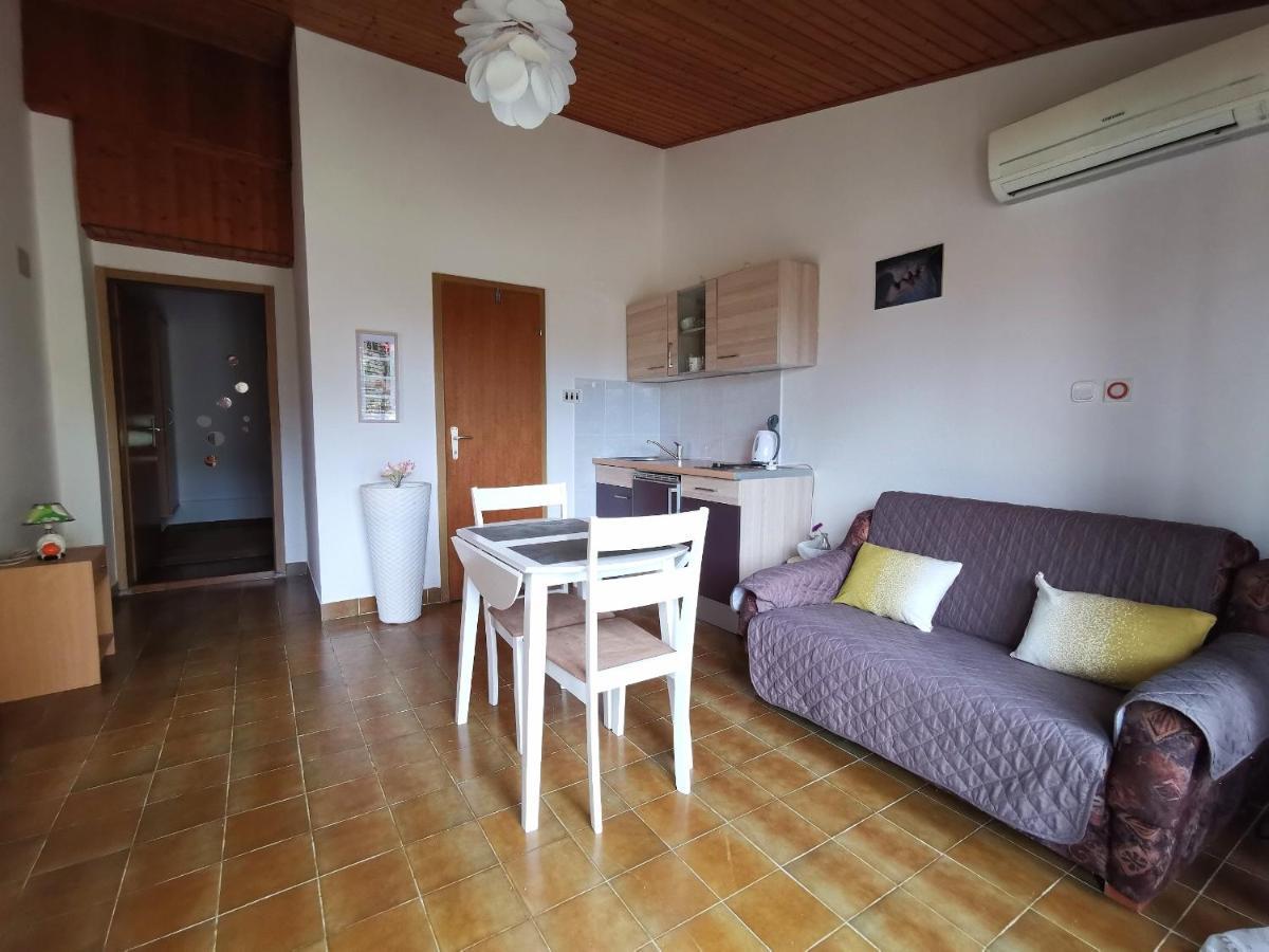 מדולין Apartmani Koin מראה חיצוני תמונה