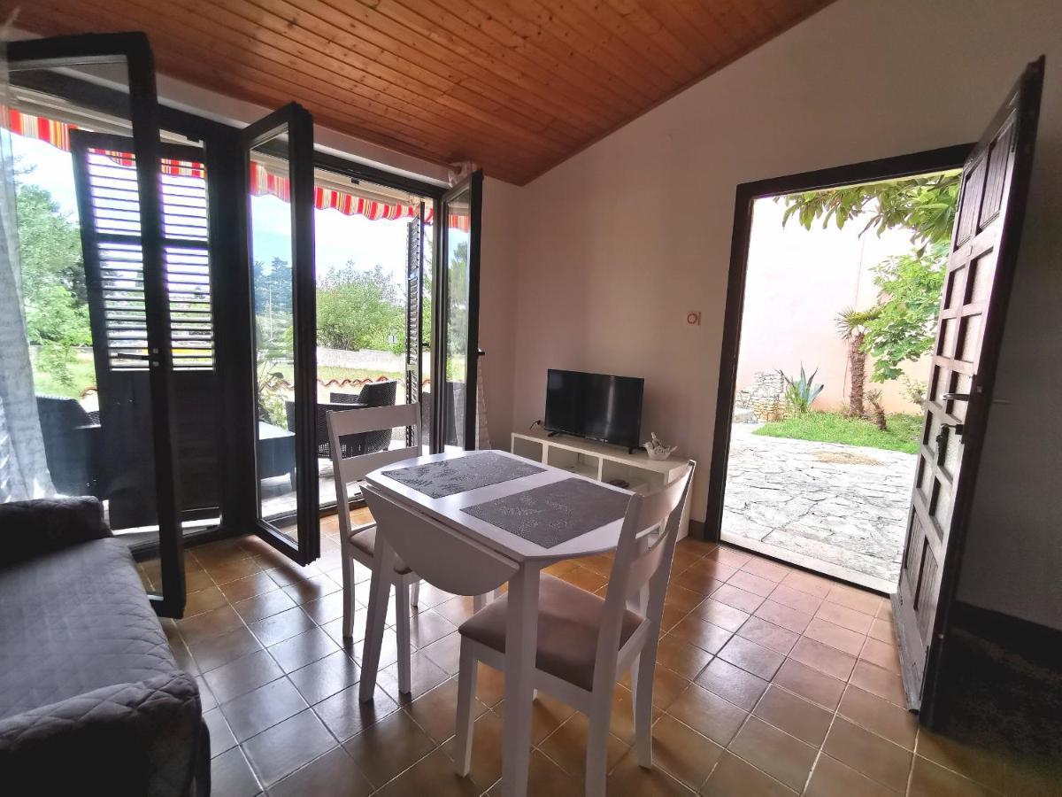 מדולין Apartmani Koin מראה חיצוני תמונה