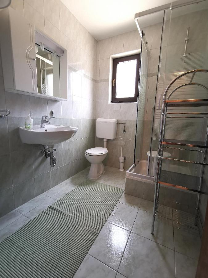 מדולין Apartmani Koin מראה חיצוני תמונה