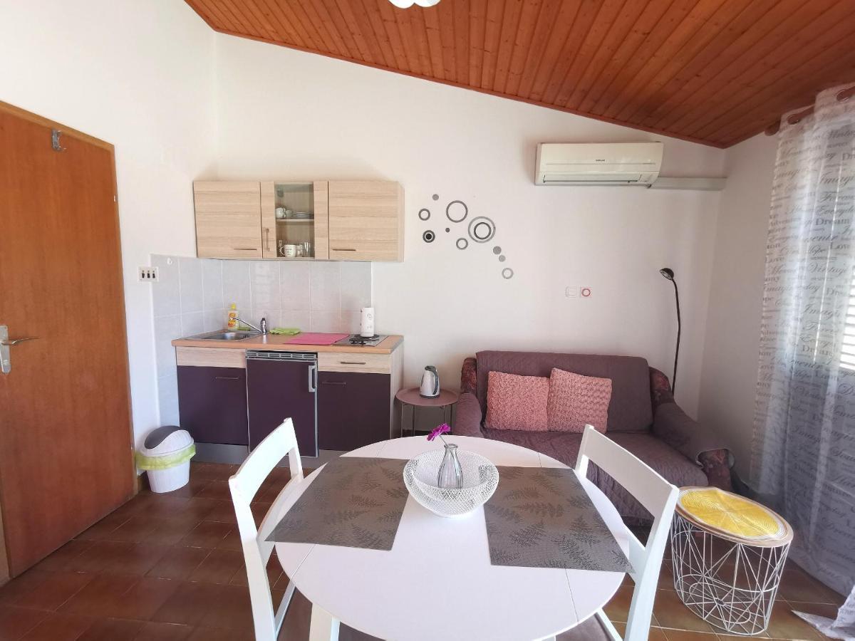 מדולין Apartmani Koin מראה חיצוני תמונה