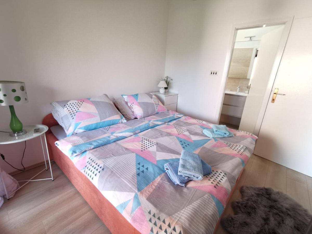 מדולין Apartmani Koin מראה חיצוני תמונה
