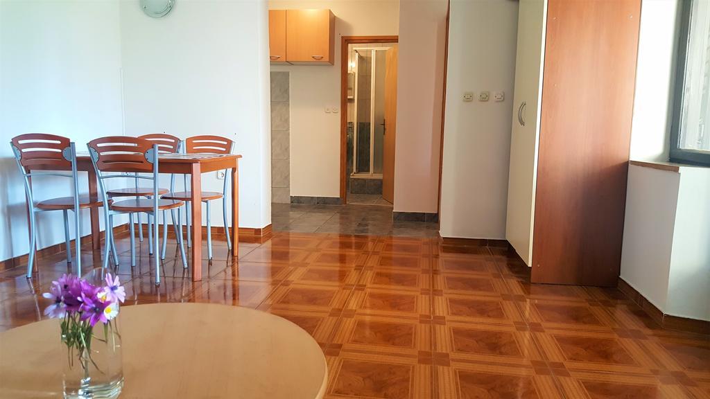 מדולין Apartmani Koin מראה חיצוני תמונה