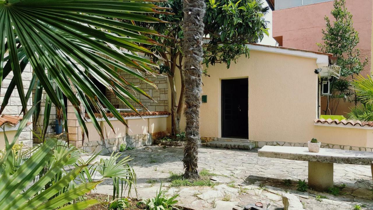 מדולין Apartmani Koin מראה חיצוני תמונה