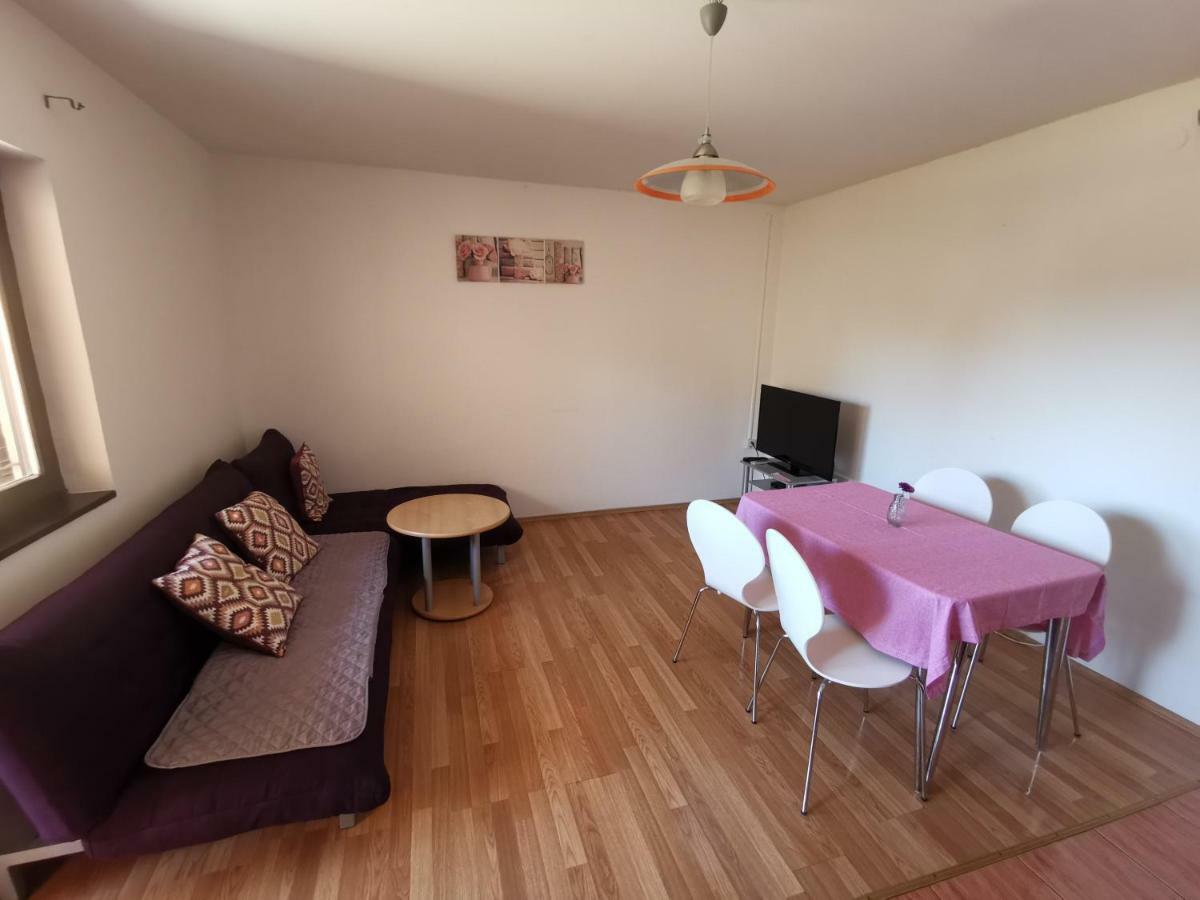 מדולין Apartmani Koin חדר תמונה